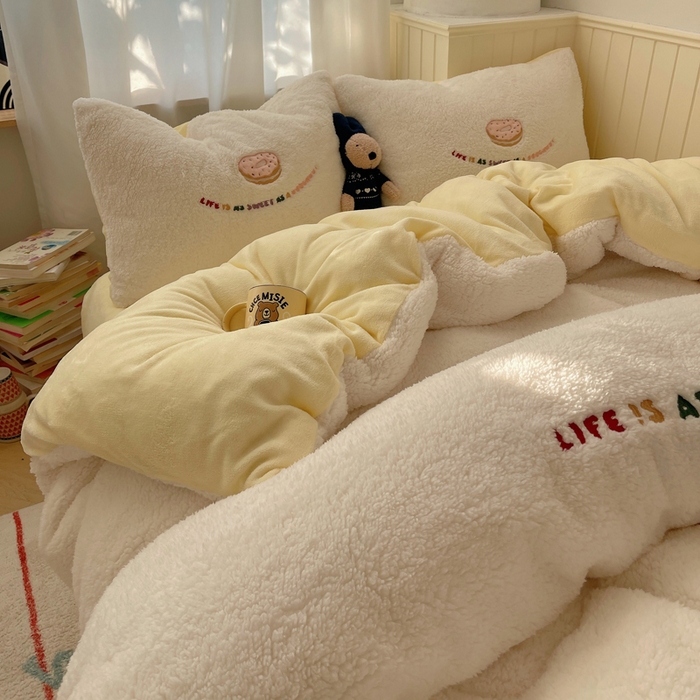 91家纺网 家纺一手货源 找家纺 盼季家纺 2025新款小清新羊羔绒四件套加厚牛奶绒保暖床单被套宿舍三件套 羊羔绒甜甜圈-奶黄