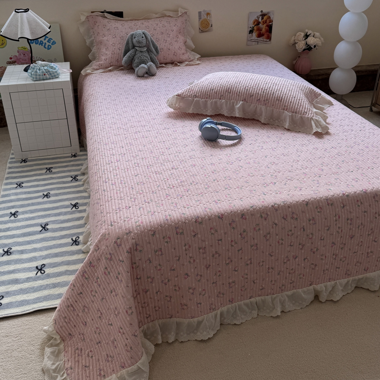 91家纺网 家纺一手货源 找家纺 一加一 2025新款全棉纯棉双层纱田园风单床盖床盖单件单品床盖 花初梦