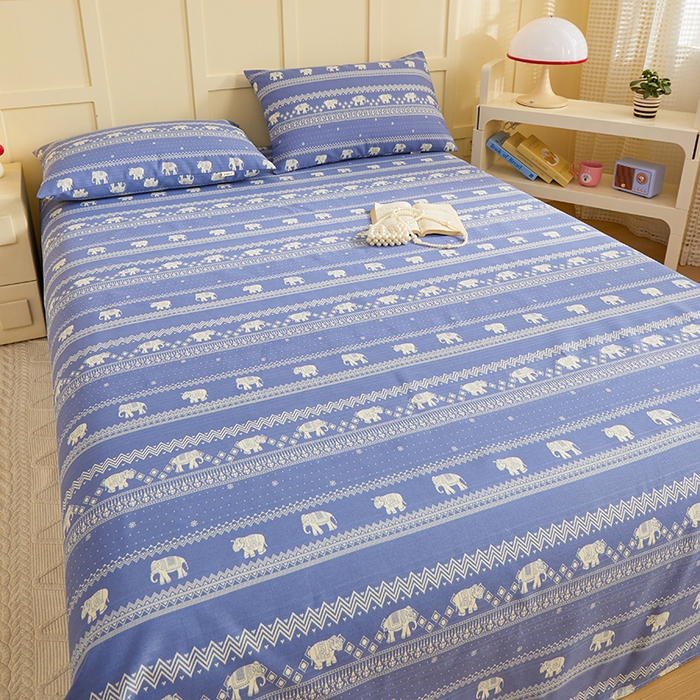 91家纺网 家纺一手货源 找家纺 青泽家纺 2025年新款老粗布床单原棉三枚缎卡老粗布凉席三件套亚麻棉麻床单枕套 蓝条小象