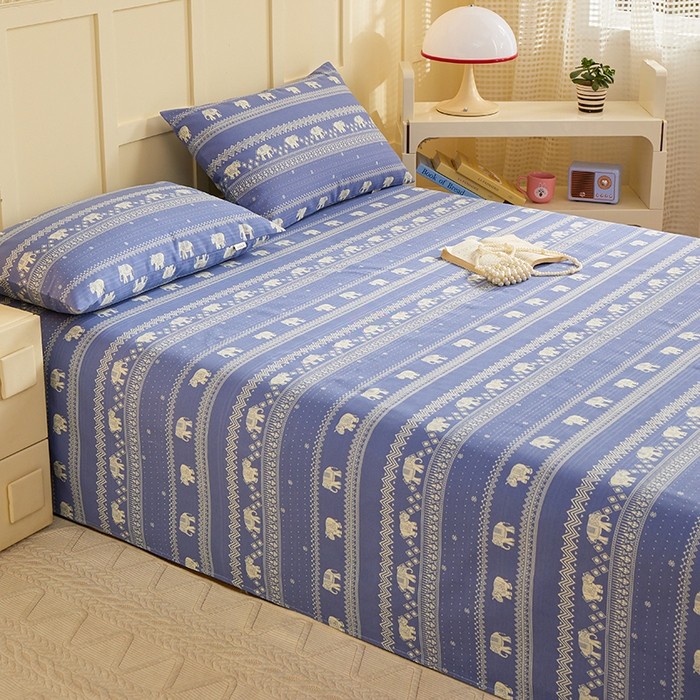 91家纺网 家纺一手货源 找家纺 青泽家纺 2025年新款老粗布床单原棉三枚缎卡老粗布凉席三件套亚麻棉麻床单枕套 蓝条小象