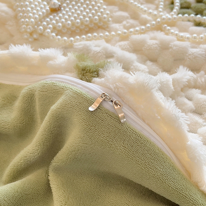 91家纺网 家纺一手货源 找家纺 （总）摩妮卡 2025新款提花豆豆绒卡通印花牛奶绒四件套