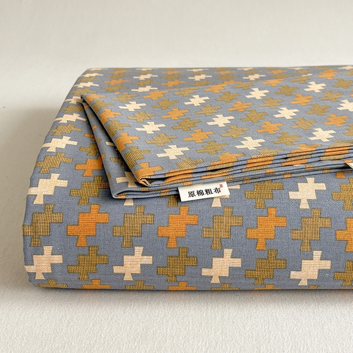 91家纺网 家纺一手货源 找家纺 青泽家纺 2025年新款老粗布床单原棉三枚缎卡老粗布凉席三件套亚麻棉麻床单枕套 迷宫