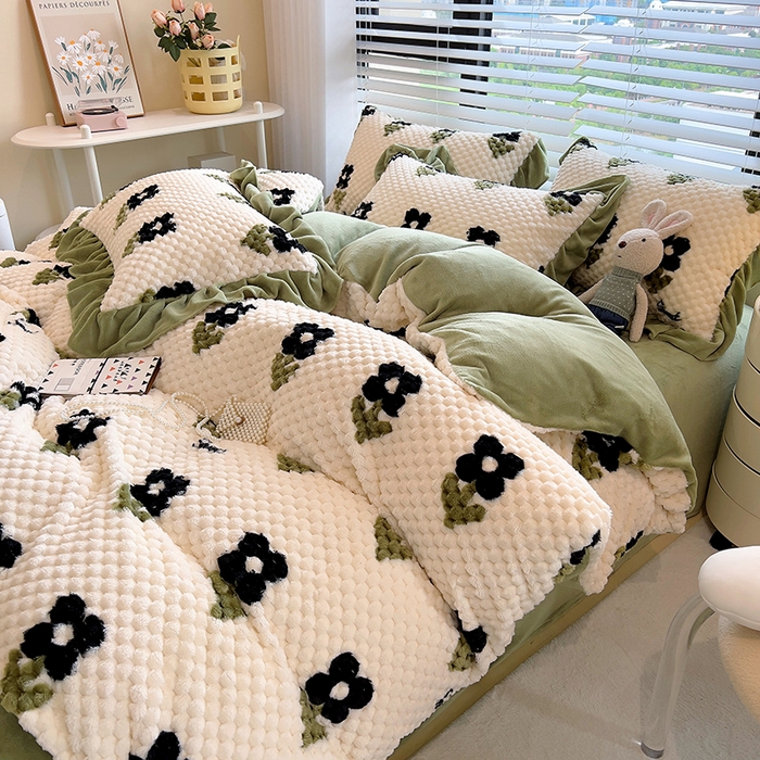 91家纺网 家纺一手货源 找家纺 （总）摩妮卡 2025新款提花豆豆绒卡通印花牛奶绒四件套