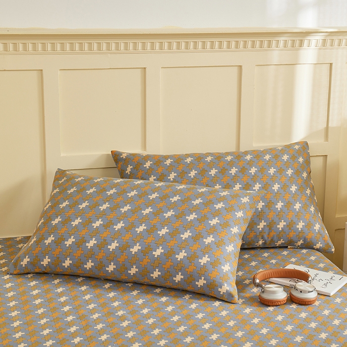 91家纺网 家纺一手货源 找家纺 青泽家纺 2025年新款老粗布床单原棉三枚缎卡老粗布凉席三件套亚麻棉麻床单枕套 迷宫