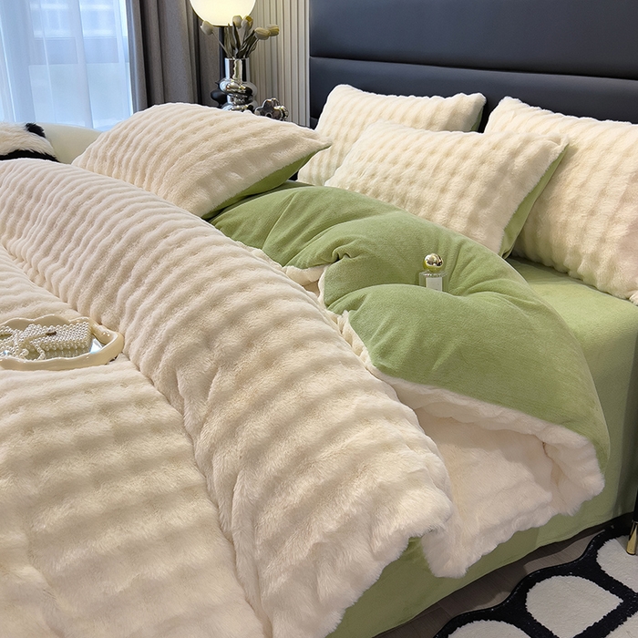 91家纺网 家纺一手货源 找家纺 （总）摩妮卡 2025新款加厚大泡泡兔毛牛奶绒四件套