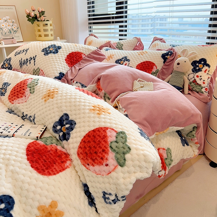 91家纺网 家纺一手货源 找家纺 （总）摩妮卡 2025新款提花豆豆绒卡通印花牛奶绒四件套