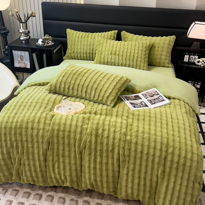 91家纺网 家纺一手货源 找家纺 摩妮卡 2025新款加厚大泡泡兔毛牛奶绒四件套 暗苔绿