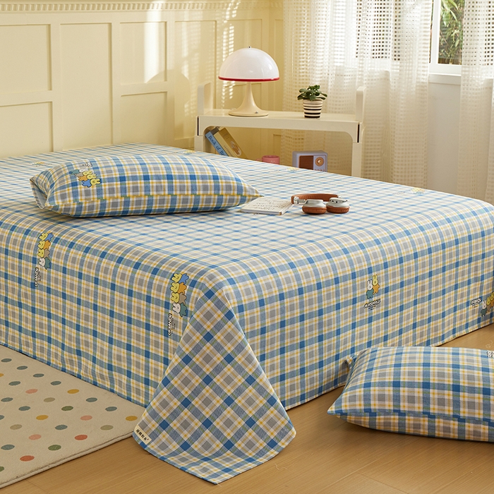 91家纺网 家纺一手货源 找家纺 青泽家纺 2025年新款老粗布床单原棉三枚缎卡老粗布凉席三件套亚麻棉麻床单枕套 小熊彩格