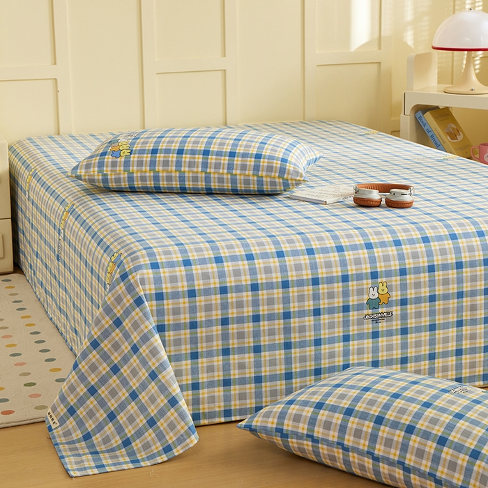 91家纺网 家纺一手货源 找家纺 青泽家纺 2025年新款老粗布床单原棉三枚缎卡老粗布凉席三件套亚麻棉麻床单枕套 小熊彩格