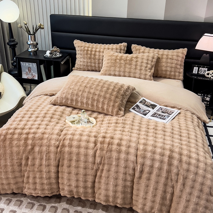 91家纺网 家纺一手货源 找家纺 摩妮卡 2025新款加厚大泡泡兔毛牛奶绒四件套 伽罗咖