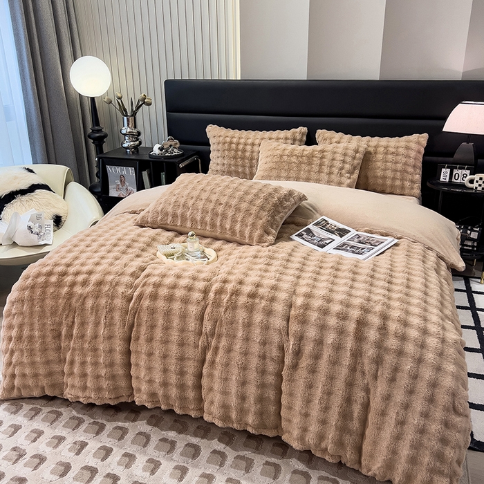 91家纺网 家纺一手货源 找家纺 摩妮卡 2025新款加厚大泡泡兔毛牛奶绒四件套 伽罗咖