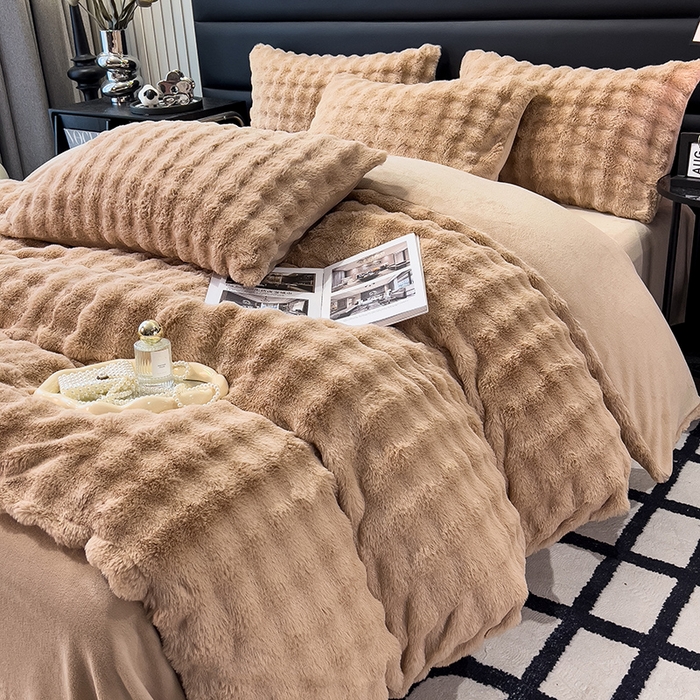 91家纺网 家纺一手货源 找家纺 摩妮卡 2025新款加厚大泡泡兔毛牛奶绒四件套 伽罗咖