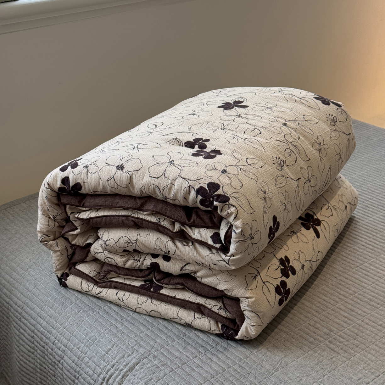 91家纺网 家纺一手货源 找家纺 一加一 2025新款双层纱印花大豆抗菌冬被被子被芯 织意