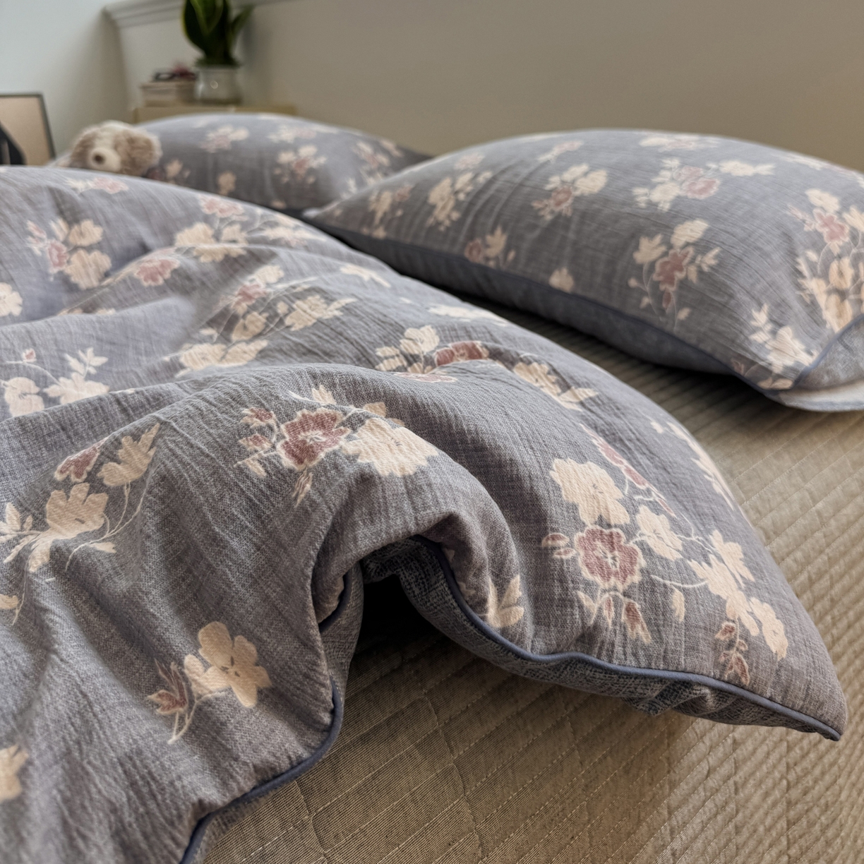 91家纺网 家纺一手货源 找家纺 一加一 2025新款双层纱印花大豆抗菌冬被被子被芯 晴云