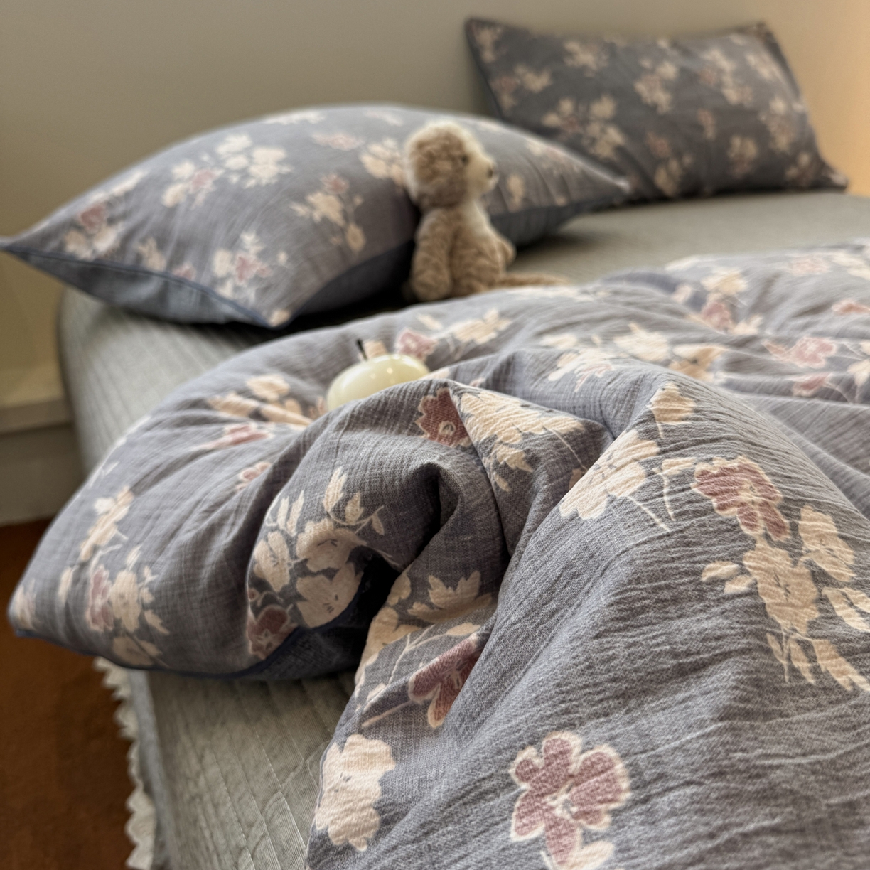 91家纺网 家纺一手货源 找家纺 一加一 2025新款双层纱印花大豆抗菌冬被被子被芯 晴云