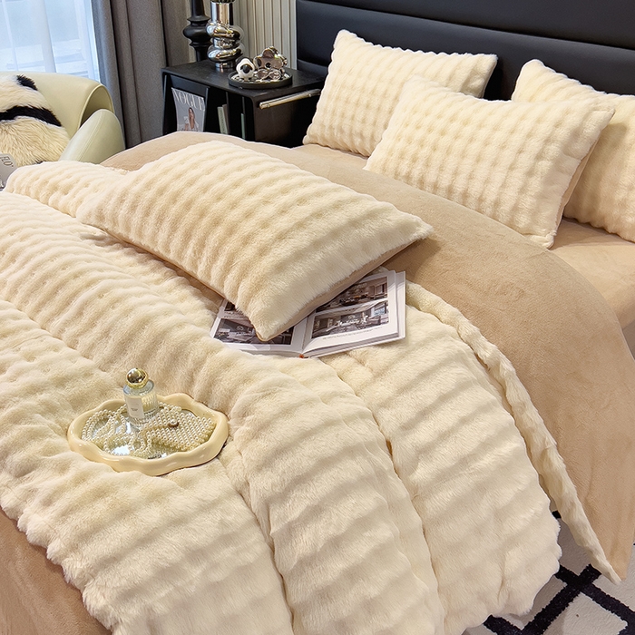 91家纺网 家纺一手货源 找家纺 摩妮卡 2025新款加厚大泡泡兔毛牛奶绒四件套 暖白+伽罗咖