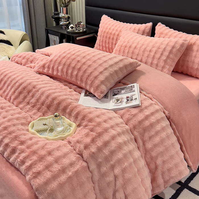 91家纺网 家纺一手货源 找家纺 摩妮卡 2025新款加厚大泡泡兔毛牛奶绒四件套 韶粉