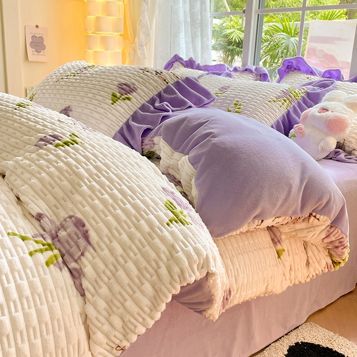 91家纺网 家纺一手货源 找家纺 （总）摩妮卡 2025新款提花豆豆绒卡通印花牛奶绒四件套