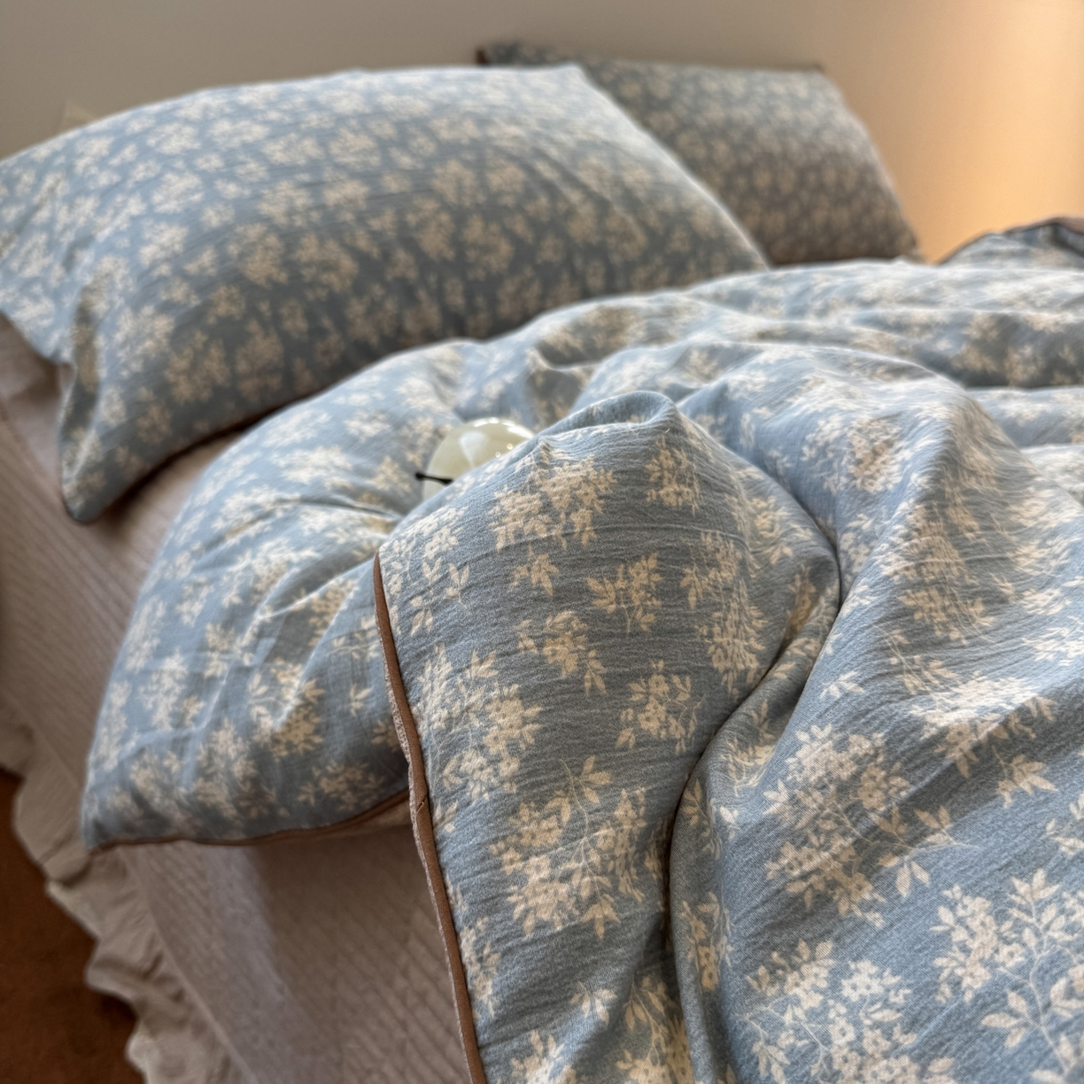 91家纺网 家纺一手货源 找家纺 一加一 2025新款双层纱印花大豆抗菌冬被被子被芯 南星