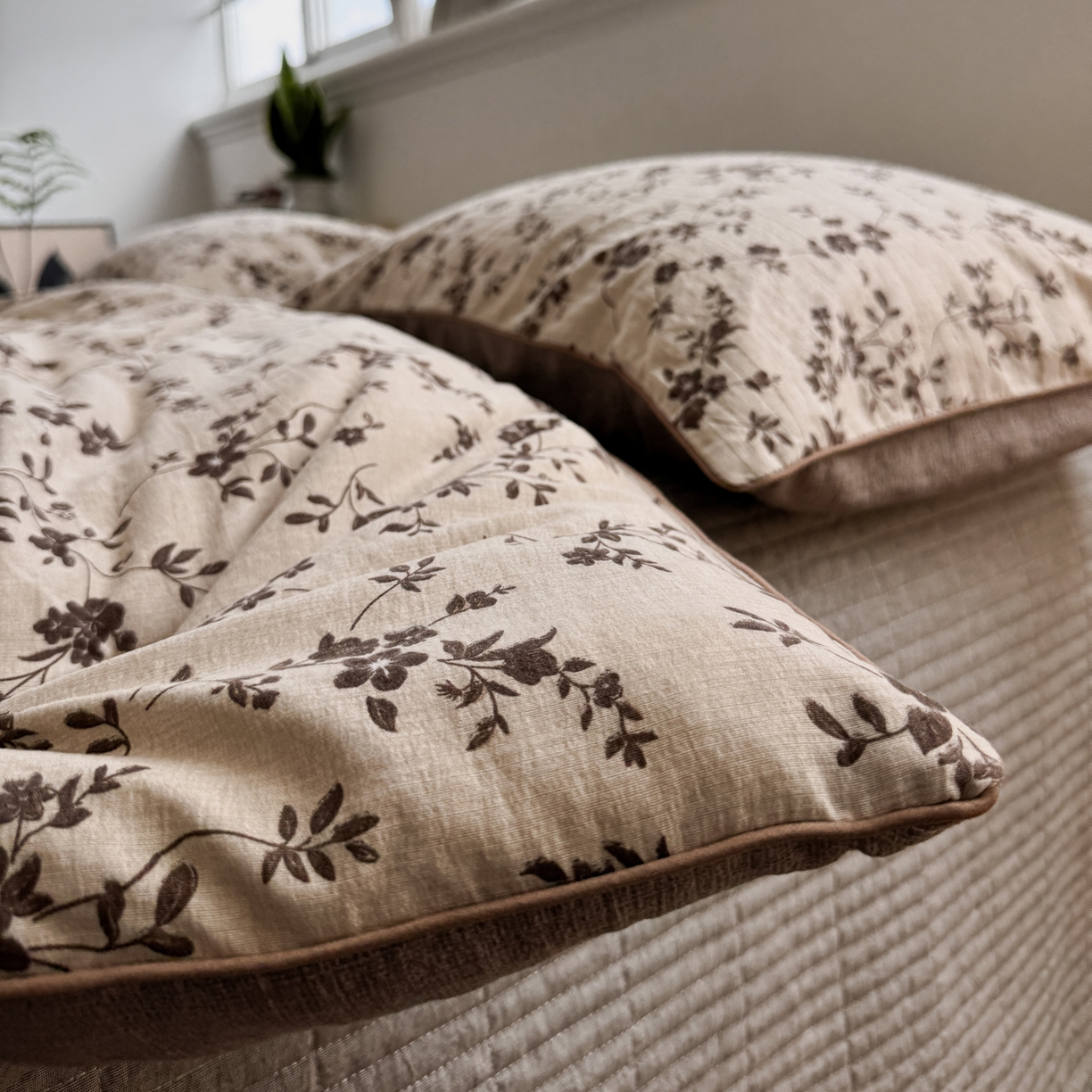 91家纺网 家纺一手货源 找家纺 一加一 2025新款双层纱印花大豆抗菌冬被被子被芯 幽影