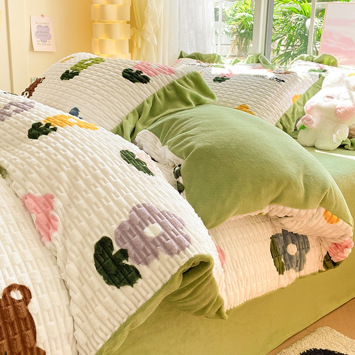 91家纺网 家纺一手货源 找家纺 （总）摩妮卡 2025新款提花豆豆绒卡通印花牛奶绒四件套