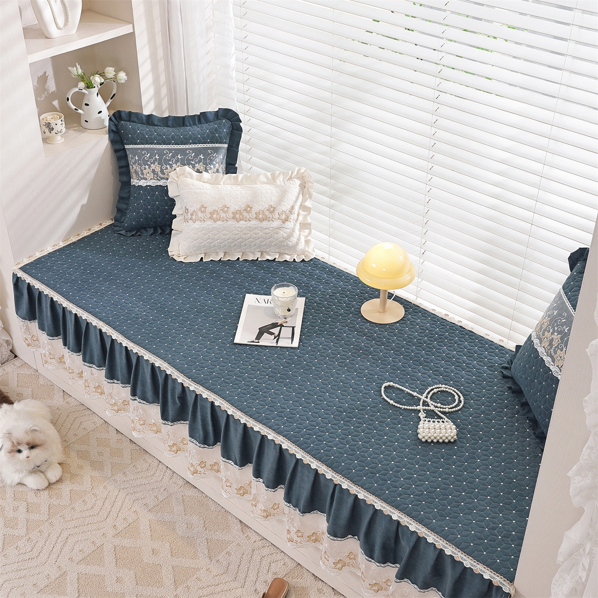 91家纺网 家纺一手货源 找家纺 共鸣沙发垫 2025新款羊毛尼飘窗垫 羊毛尼蓝色