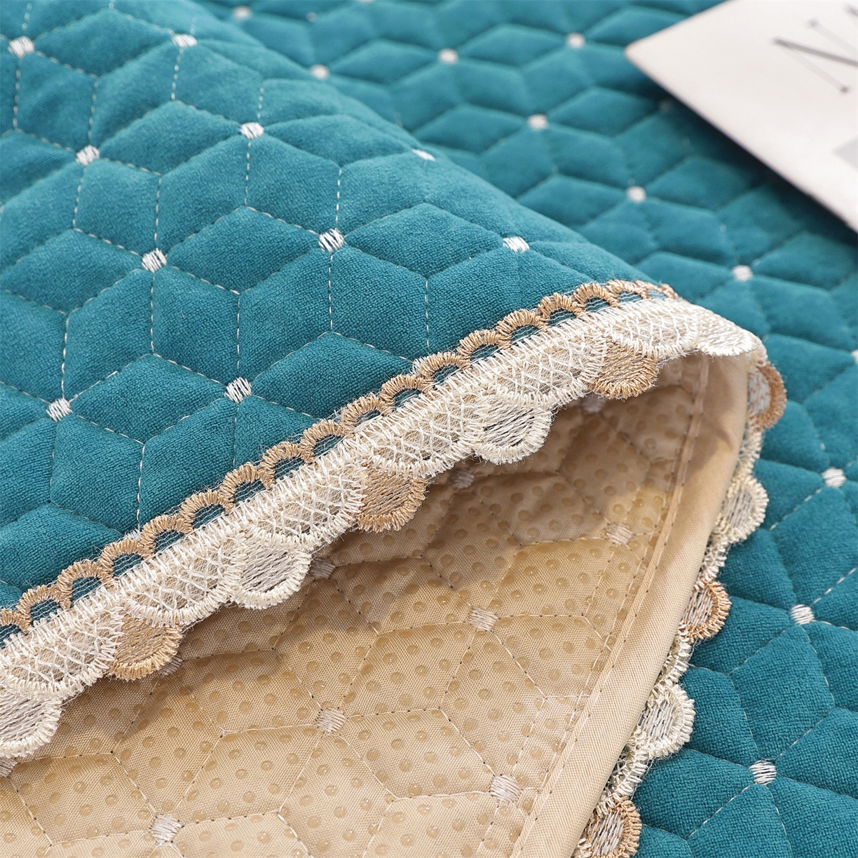 91家纺网 家纺一手货源 找家纺 共鸣沙发垫 2025新款羊毛尼飘窗垫 羊毛尼绿色