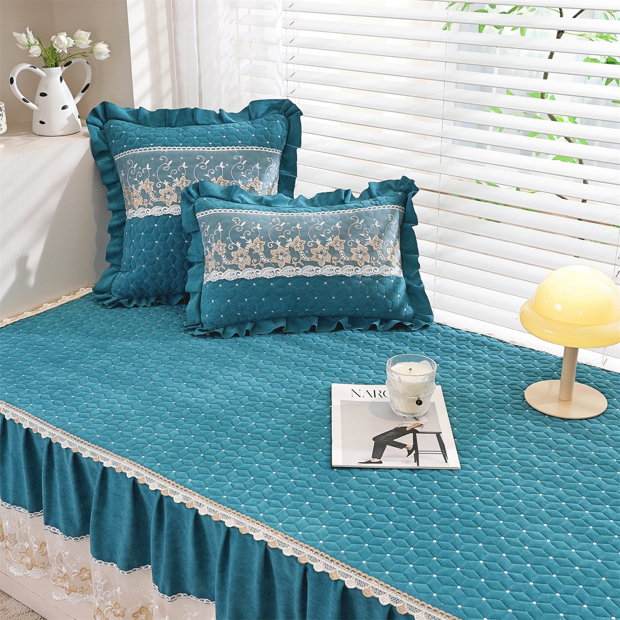 91家纺网 家纺一手货源 找家纺 共鸣沙发垫 2025新款羊毛尼飘窗垫 羊毛尼绿色