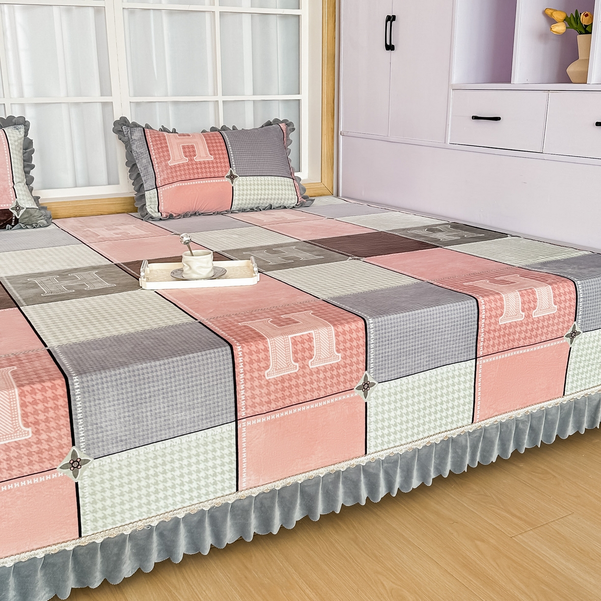 91家纺网 家纺一手货源 找家纺 手艺人家纺 2025新款宝宝绒复合牛奶绒炕盖 JHK37