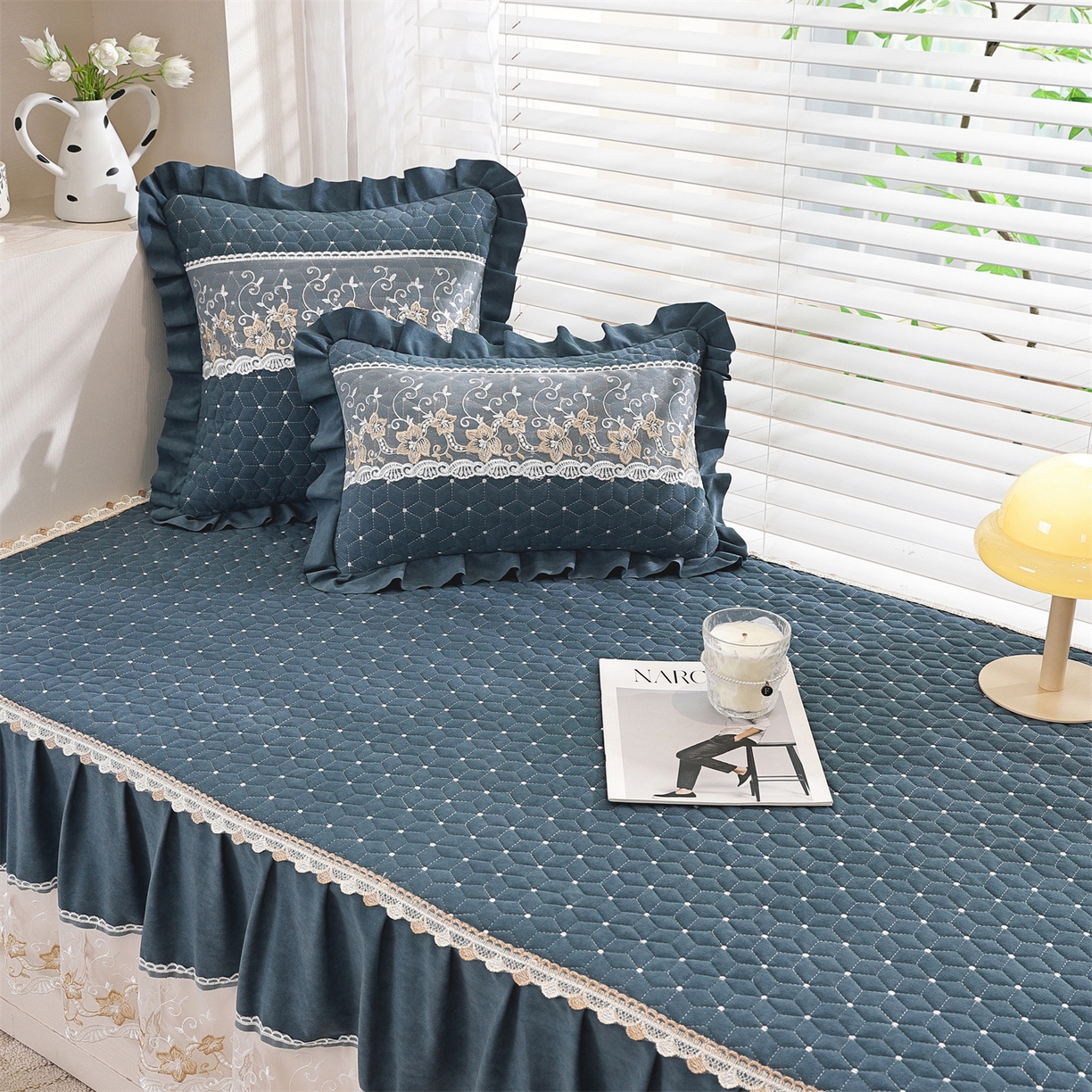 91家纺网 家纺一手货源 找家纺 共鸣沙发垫 2025新款羊毛尼飘窗垫 羊毛尼蓝色