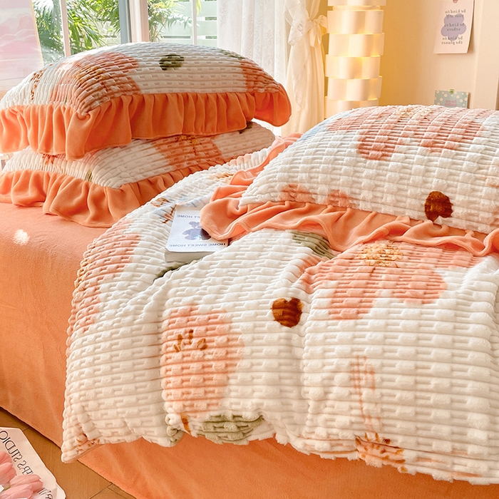 91家纺网 家纺一手货源 找家纺 摩妮卡 2026新款提花豆豆绒卡通印花牛奶绒四件套 芬然