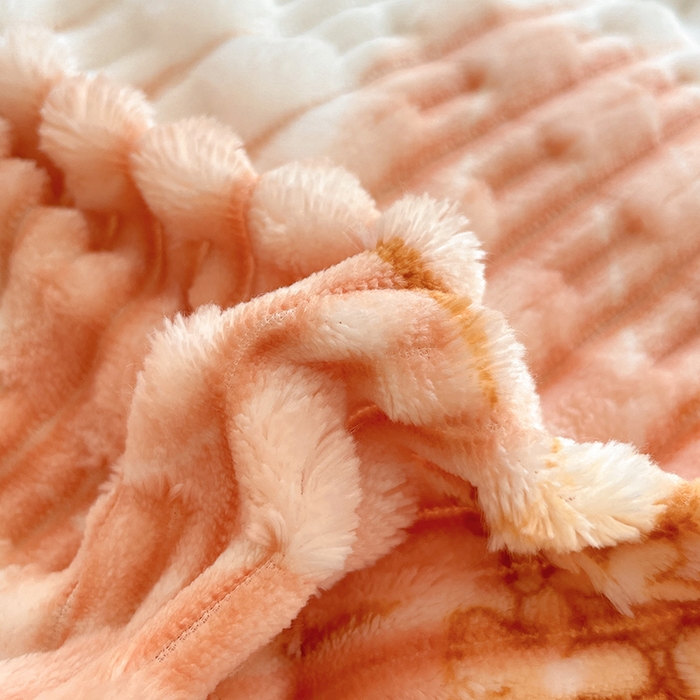 91家纺网 家纺一手货源 找家纺 摩妮卡 2026新款提花豆豆绒卡通印花牛奶绒四件套 芬然