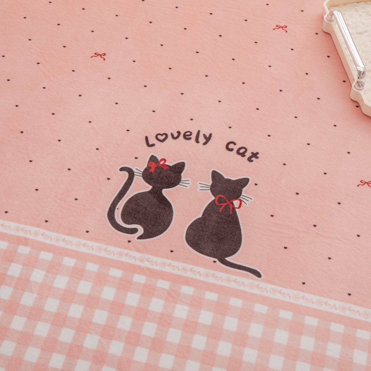 91家纺网 家纺一手货源 找家纺 手艺人家纺 2025新款宝宝绒复合牛奶绒炕盖 JHK38