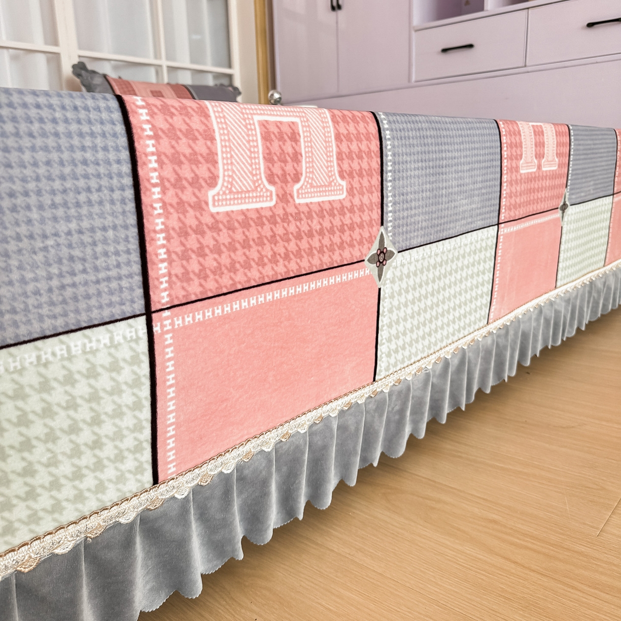 91家纺网 家纺一手货源 找家纺 手艺人家纺 2025新款宝宝绒复合牛奶绒炕盖 JHK37