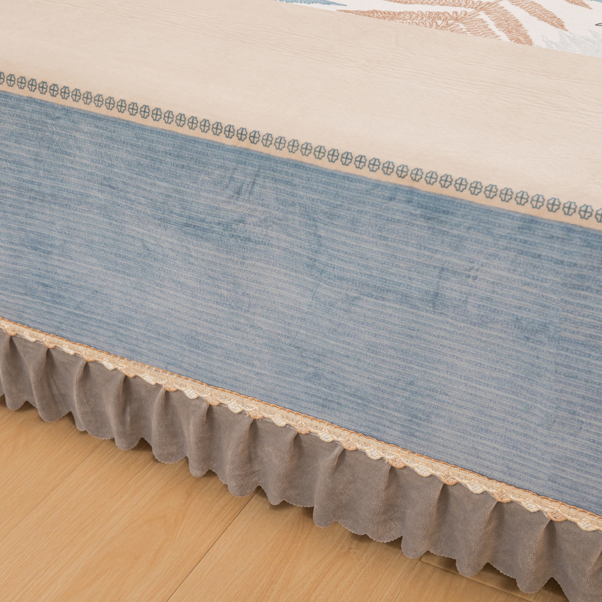 91家纺网 家纺一手货源 找家纺 手艺人家纺 2025新款宝宝绒复合牛奶绒炕盖 JHK52