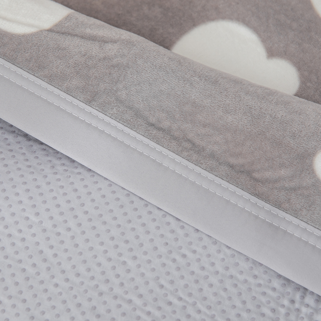 91家纺网 家纺一手货源 找家纺 手艺人家纺 2025新款宝宝绒复合牛奶绒炕盖 JHK62