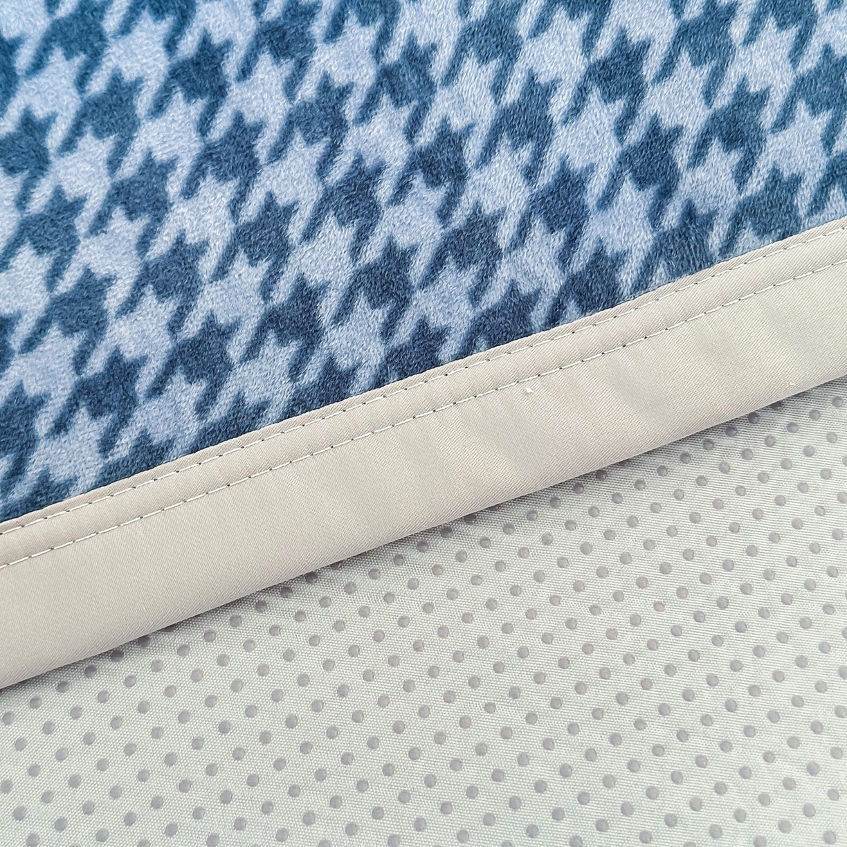 91家纺网 家纺一手货源 找家纺 （总）手艺人家纺 2025新款宝宝绒复合牛奶绒炕盖