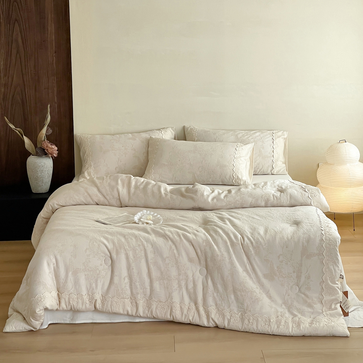 91家纺网 家纺一手货源 找家纺 一加一 2025新款亲肤柔软棉麻大提花大豆抗菌被子被芯 花间对影