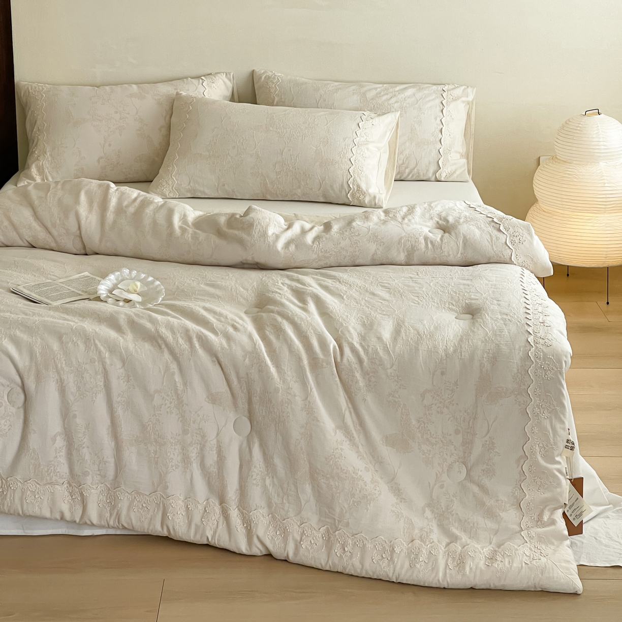 91家纺网 家纺一手货源 找家纺 一加一 2025新款亲肤柔软棉麻大提花大豆抗菌被子被芯 花间对影