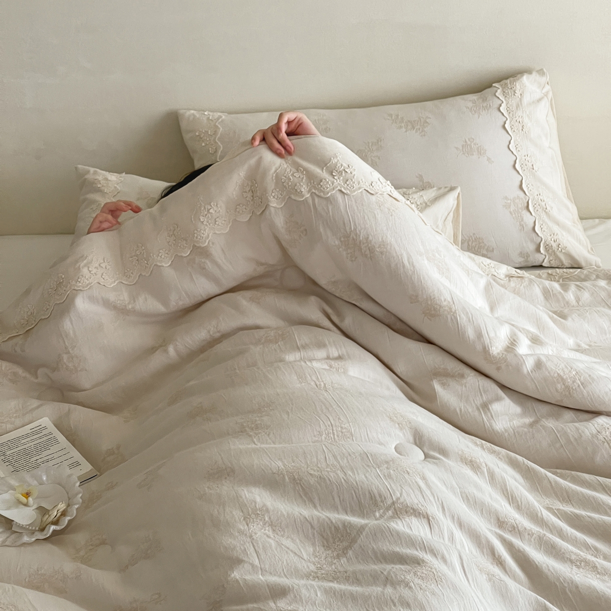 91家纺网 家纺一手货源 找家纺 一加一 2025新款亲肤柔软棉麻大提花大豆抗菌被子被芯 初朵