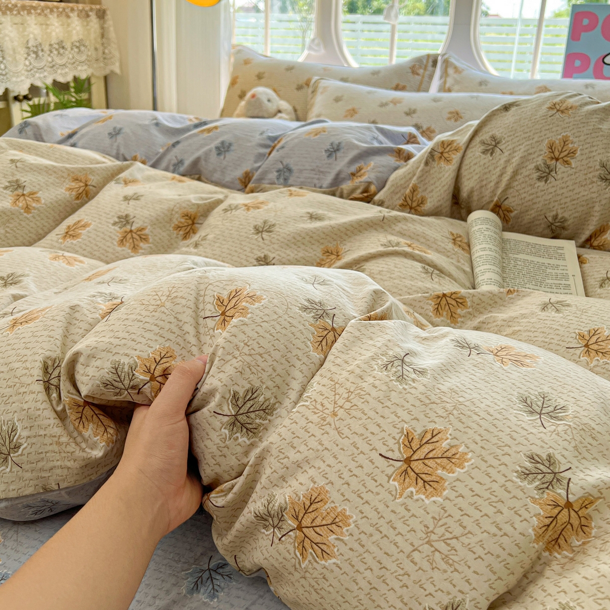 91家纺网 家纺一手货源 找家纺 韩后家纺 2025新款水洗棉印花系列四件套 秋洛-咖