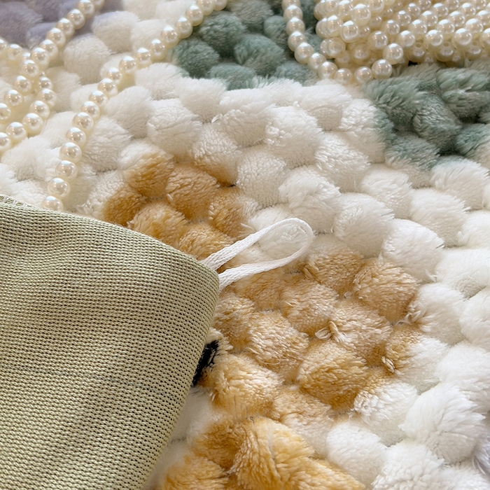 91家纺网 家纺一手货源 找家纺 摩妮卡 2025新款提花豆豆绒卡通印花牛奶绒四件套 铃兰花语