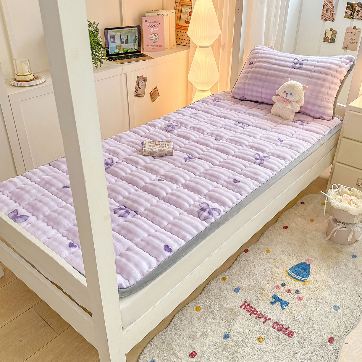 91家纺网 家纺一手货源 找家纺 眠势力 2025新款牛奶绒泡泡床褥加绒仿兔毛绒床褥子秋冬保暖珊瑚绒夹棉学生上下铺床护垫 罗曼情节