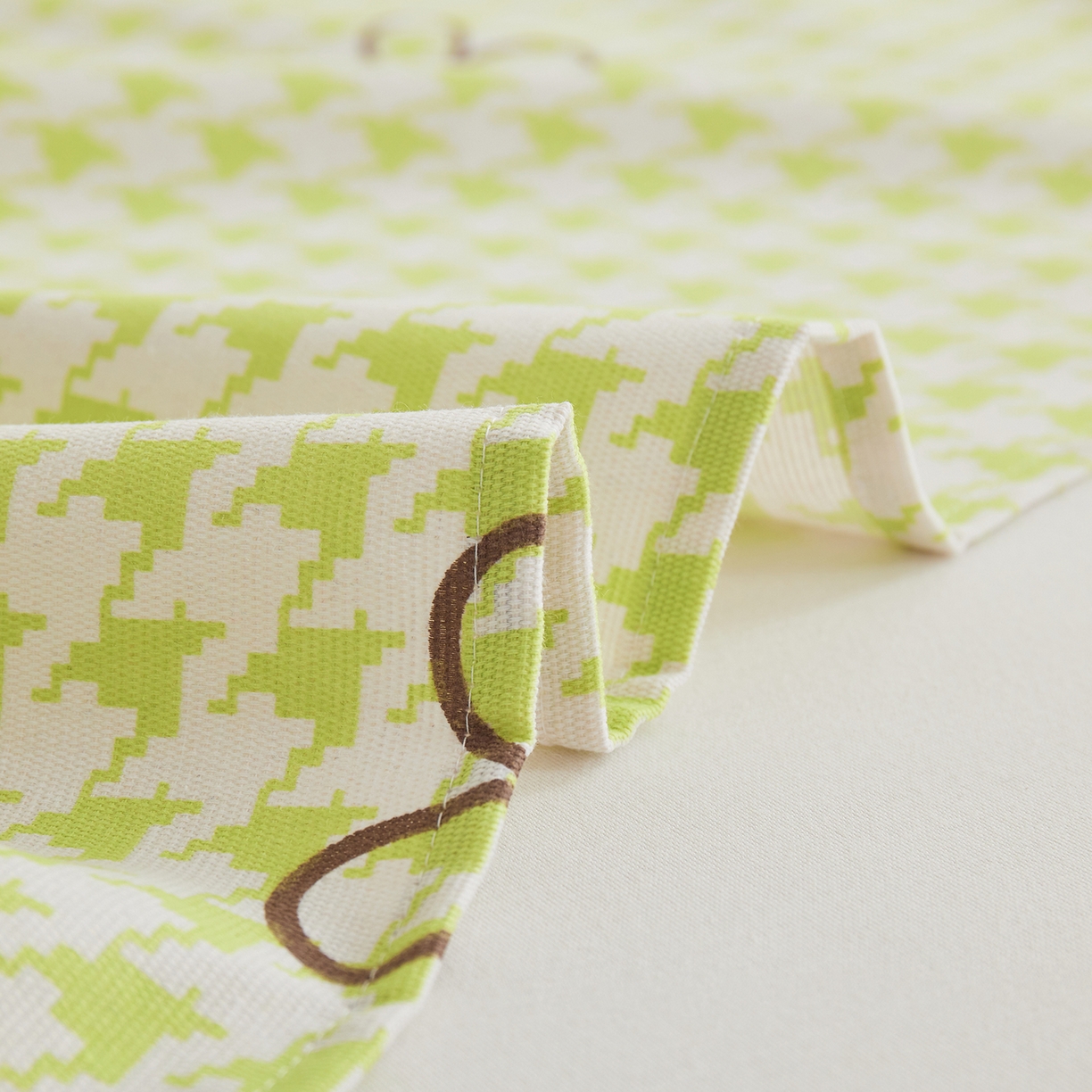 91家纺网 家纺一手货源 找家纺 青泽家纺 2025新款原棉标老粗布系列床单三件套 花儿朵朵