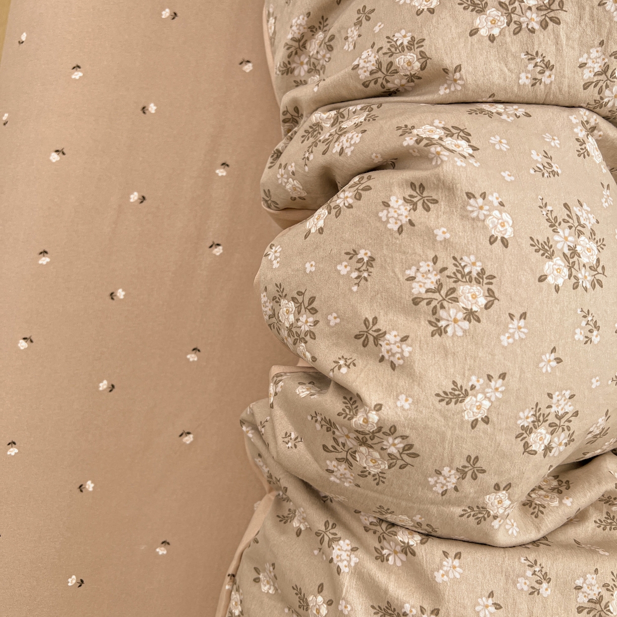 91家纺网 家纺一手货源 找家纺 韩后家纺 2025新款水洗棉印花系列四件套 花晓