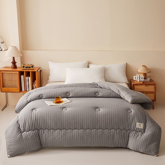 91家纺网 家纺一手货源 找家纺 （总）欢乐季 2025新款7A抗菌A类双喷提花泡泡棉大豆被四季被+被芯