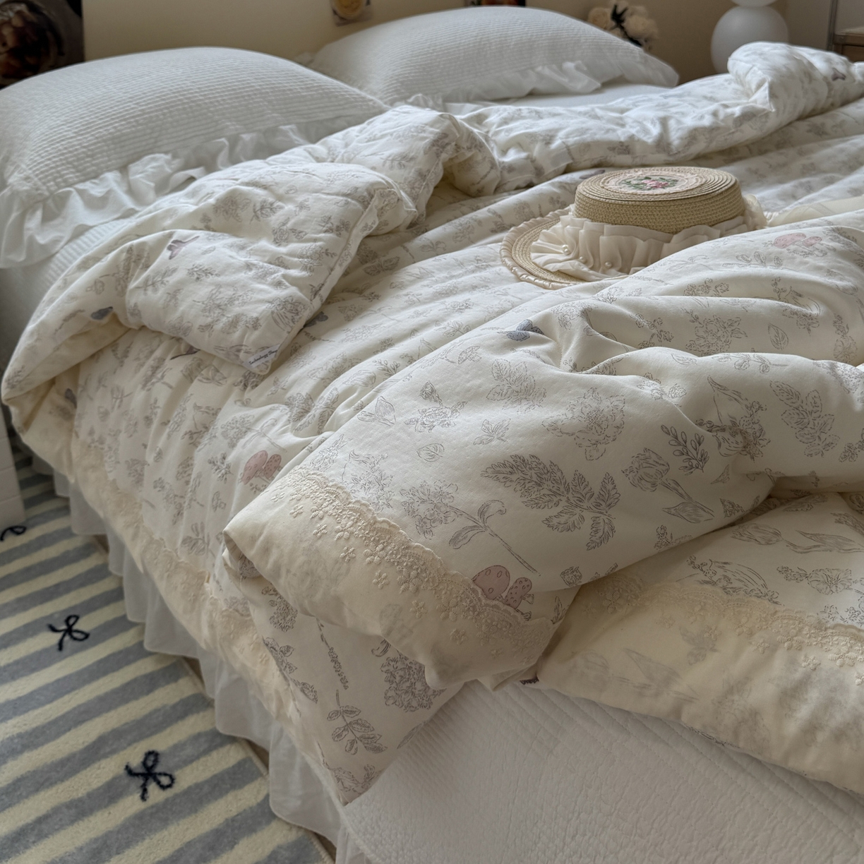 91家纺网 家纺一手货源 找家纺 一加一 2025新款A类全棉纯棉双层纱田园风懒人被冬被被子被芯（可水洗） 画棠春