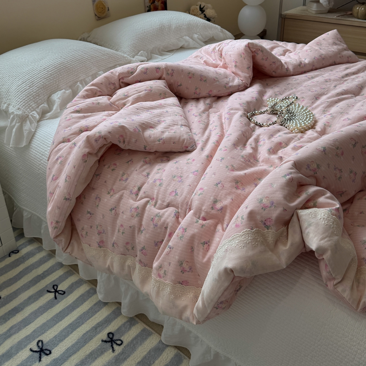 91家纺网 家纺一手货源 找家纺 一加一 2025新款A类全棉纯棉双层纱田园风懒人被冬被被子被芯（可水洗） 花初梦