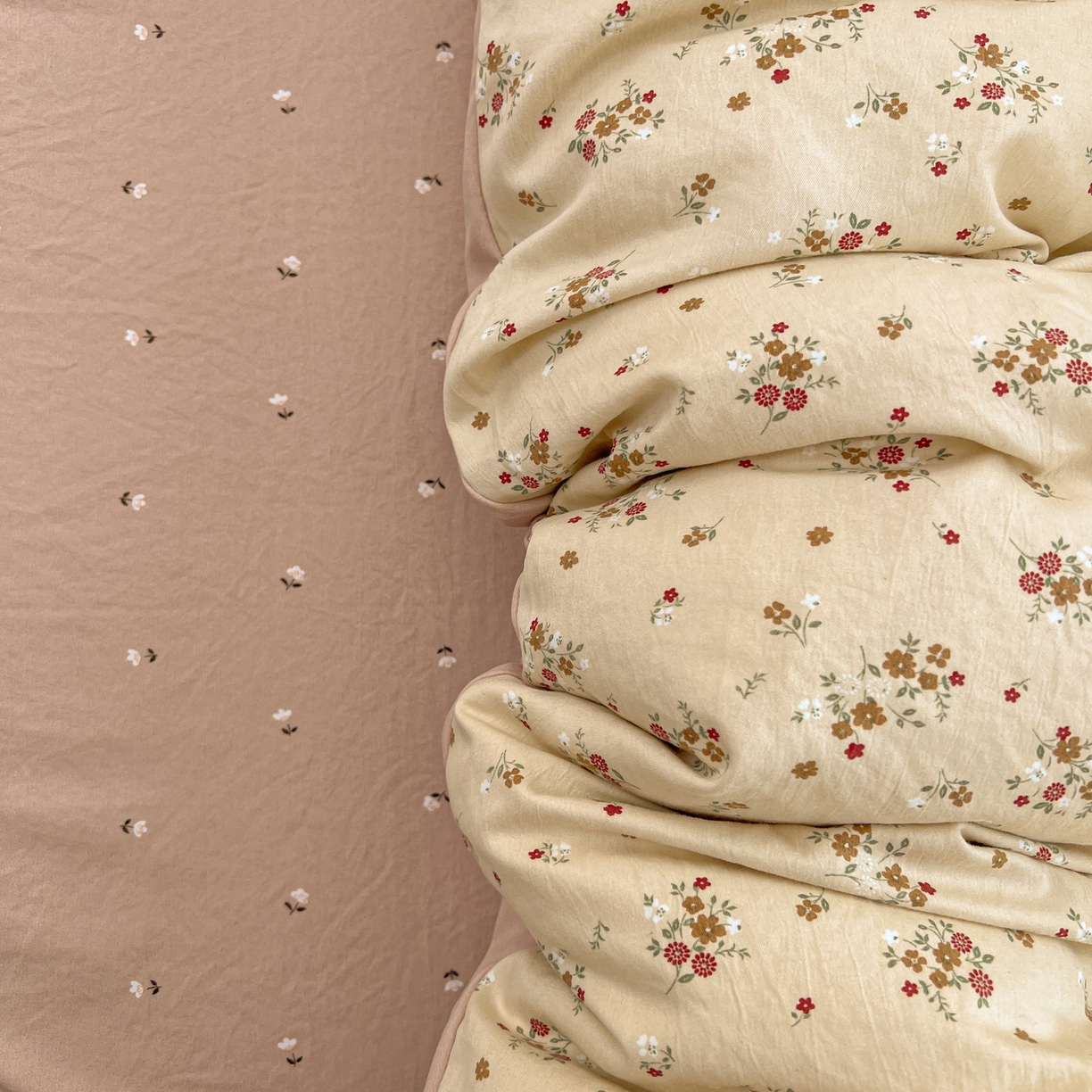 91家纺网 家纺一手货源 找家纺 韩后家纺 2025新款水洗棉印花系列四件套 黛秋-杏