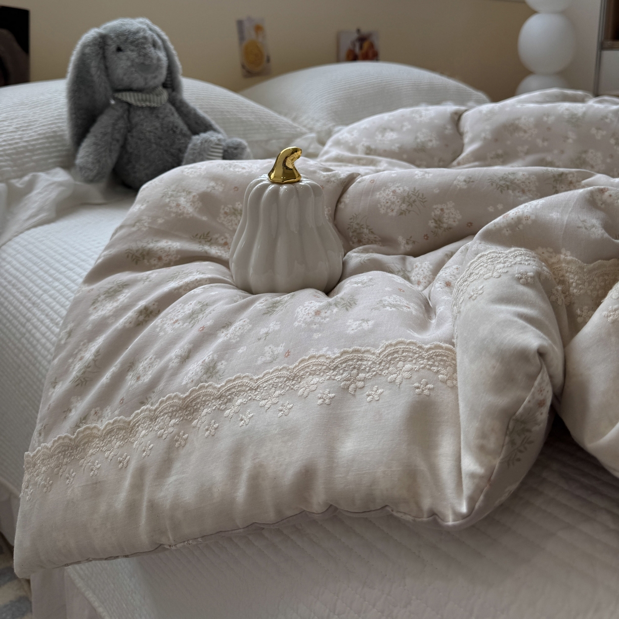 91家纺网 家纺一手货源 找家纺 一加一 2025新款A类全棉纯棉双层纱田园风懒人被冬被被子被芯（可水洗） 杏花小镇-驼